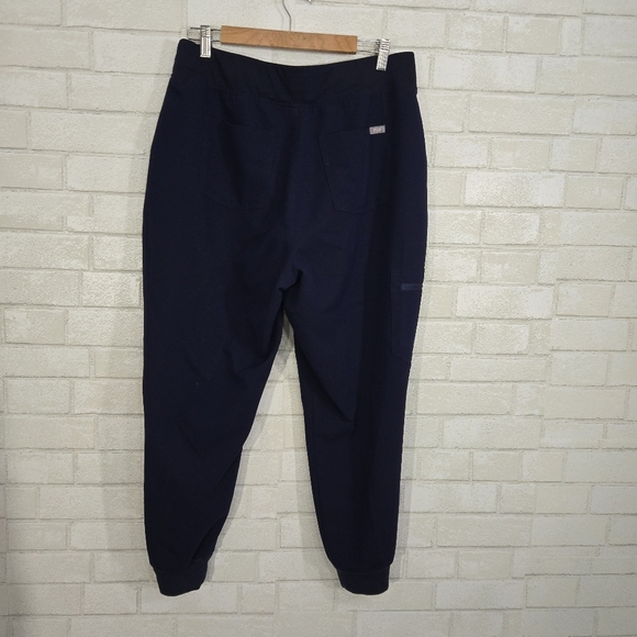 FIGS navy joggers - Picture 9 of 15